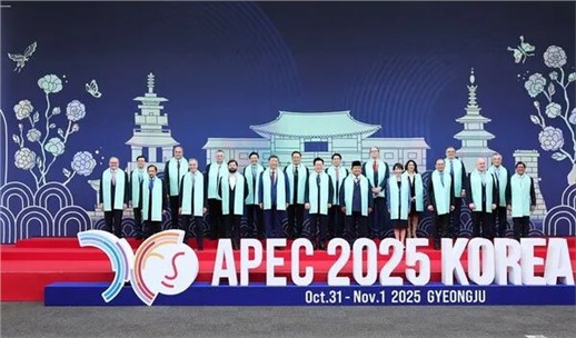 习近平APEC峰会讲话：中国将全面实施碳排放总量和强度双控制度